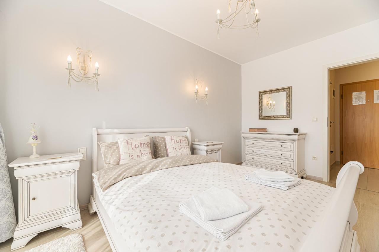Appartamento Apartament Belles Roses Braşov
